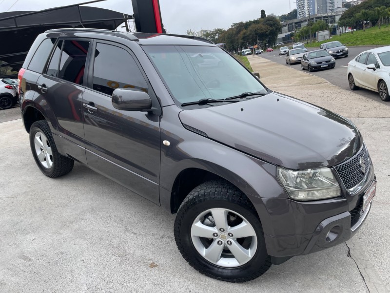grand vitara 2.0 4x4 16v gasolina 4p automatico 2011 caxias do sul