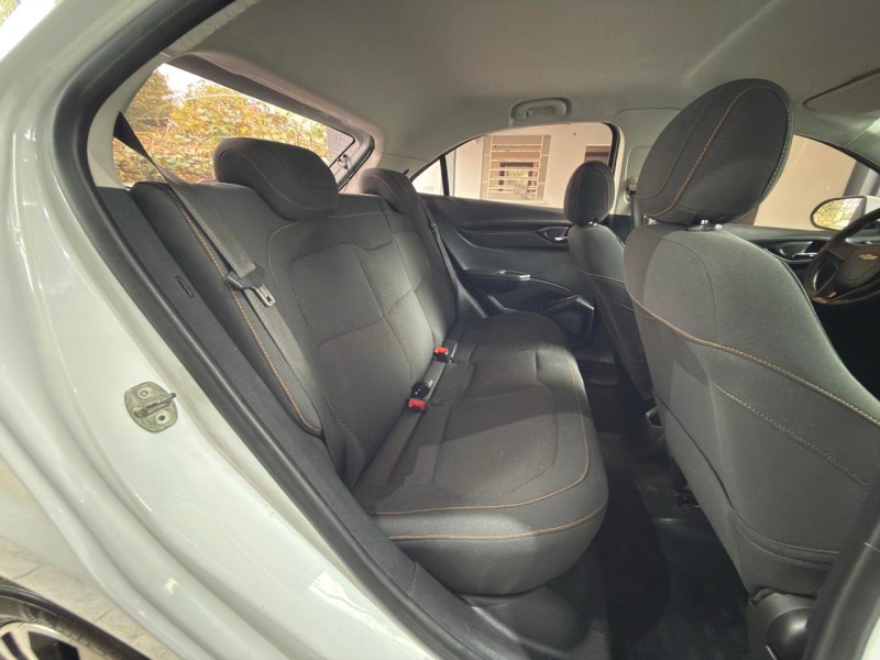 ONIX 1.4 MPFI LTZ 8V FLEX 4P MANUAL - 2014 - FARROUPILHA