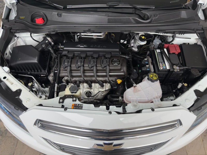 ONIX 1.4 MPFI LTZ 8V FLEX 4P MANUAL - 2014 - FARROUPILHA