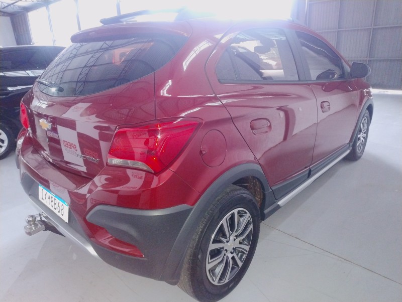 ONIX 1.4 MPFI ACTIV 8V FLEX 4P AUTOMÁTICO - 2017 - SãO SEBASTIãO DO CAí
