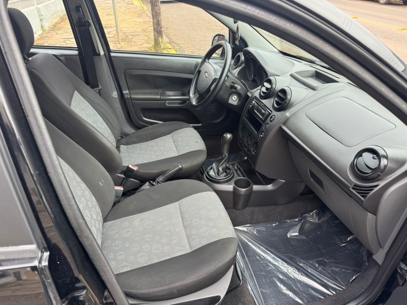 FIESTA 1.0 MPI 8V GASOLINA 4P MANUAL - 2012 - VACARIA