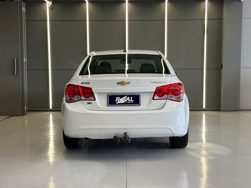 CRUZE 1.8 LT 16V FLEX 4P AUTOMÁTICO - 2015 - SAPIRANGA
