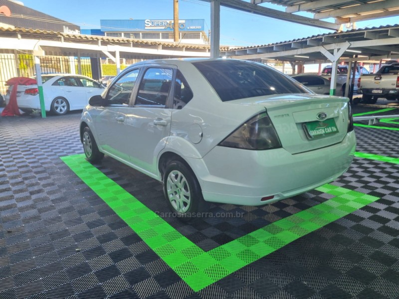 FIESTA 1.0 SE 8V FLEX 4P MANUAL - 2014 - CAXIAS DO SUL