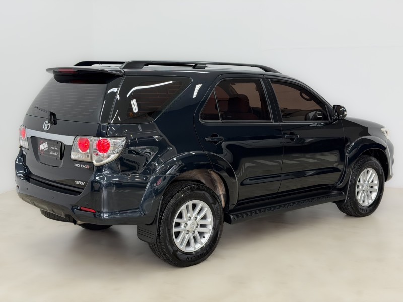 HILUX SW4 3.0 SRV 4X4 16V TURBO INTERCOOLER DIESEL 4P AUTOMÁTICO - 2014 - CAXIAS DO SUL