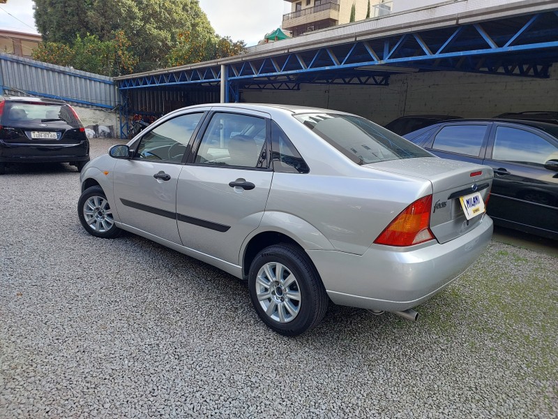 FOCUS 2.0 GLX SEDAN 16V GASOLINA 4P MANUAL - 2003 - BENTO GONçALVES