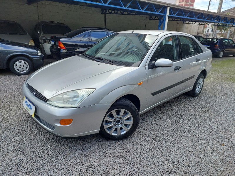 focus 2.0 glx sedan 16v gasolina 4p manual 2003 bento goncalves