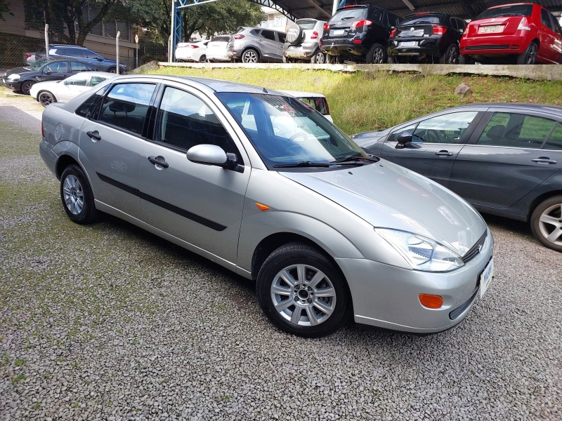 FOCUS 2.0 GLX SEDAN 16V GASOLINA 4P MANUAL - 2003 - BENTO GONçALVES