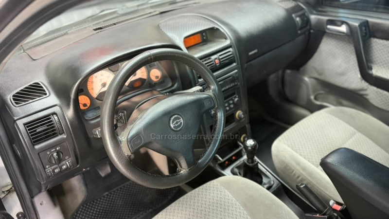 ASTRA 2.0 MPFI 8V GASOLINA 4P MANUAL - 2003 - CAXIAS DO SUL