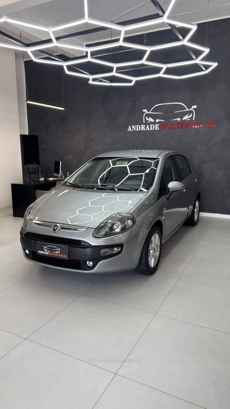 PUNTO 1.4 ATTRACTIVE ITALIA 8V FLEX 4P MANUAL - 2016 - CAXIAS DO SUL