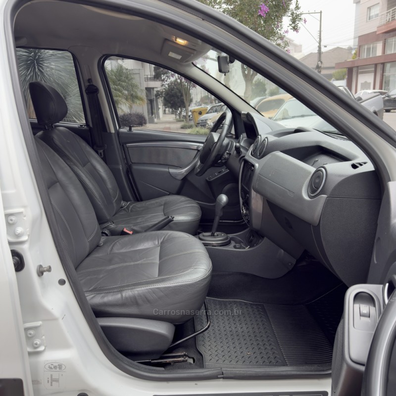 DUSTER 2.0 DYNAMIQUE 4X2 16V FLEX 4P AUTOMÁTICO - 2013 - FLORES DA CUNHA