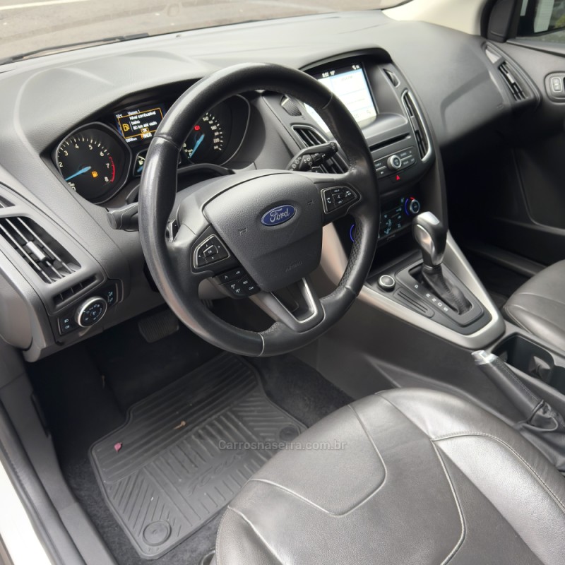 FOCUS 2.0 SE PLUS 16V FLEX 4P AUTOMÁTICO - 2018 - FLORES DA CUNHA