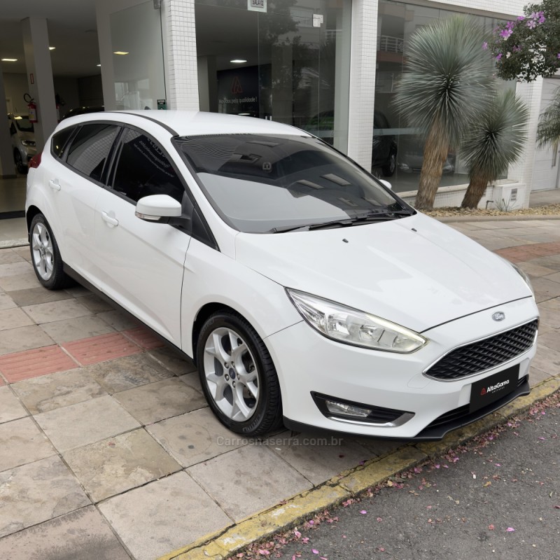 FOCUS 2.0 SE PLUS 16V FLEX 4P AUTOMÁTICO - 2018 - FLORES DA CUNHA
