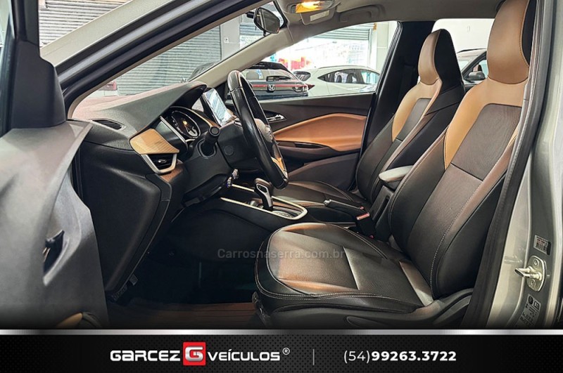 ONIX 1.0 PREMIER II 12V TURBO FLEX 4P AUTOMÁTICO - 2024 - BENTO GONçALVES