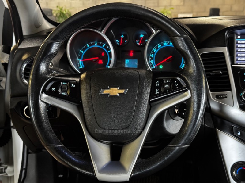 CRUZE 1.8 LT 16V FLEX 4P AUTOMÁTICO - 2013 - DOIS IRMãOS