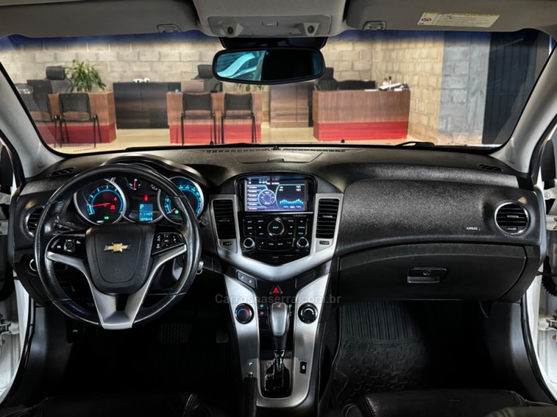 CRUZE 1.8 LT 16V FLEX 4P AUTOMÁTICO - 2013 - DOIS IRMãOS