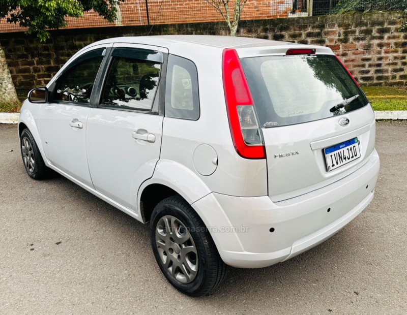 FIESTA 1.0 ROCAM SE PLUS 8V FLEX 4P MANUAL - 2014 - FARROUPILHA