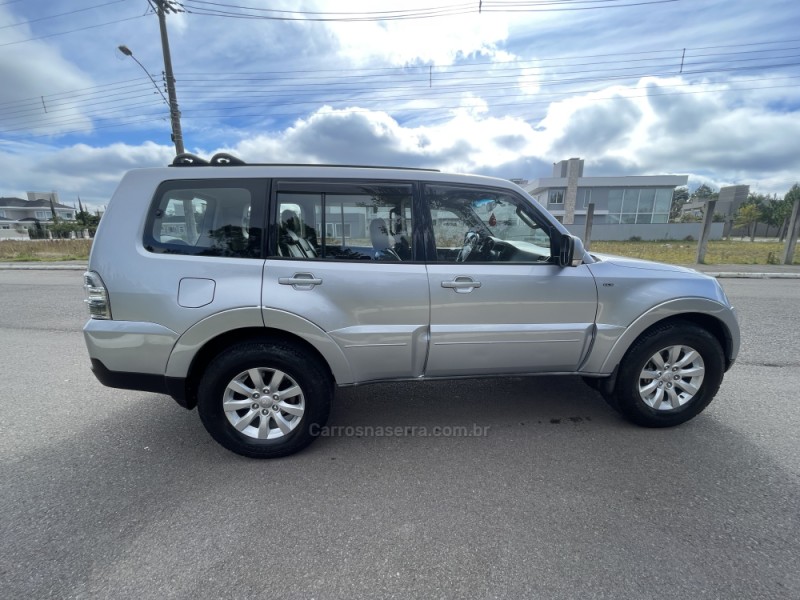 PAJERO FULL 3.8 GLS 4X4 V6 24V GASOLINA 4P AUTOMÁTICO - 2008 - BENTO GONçALVES