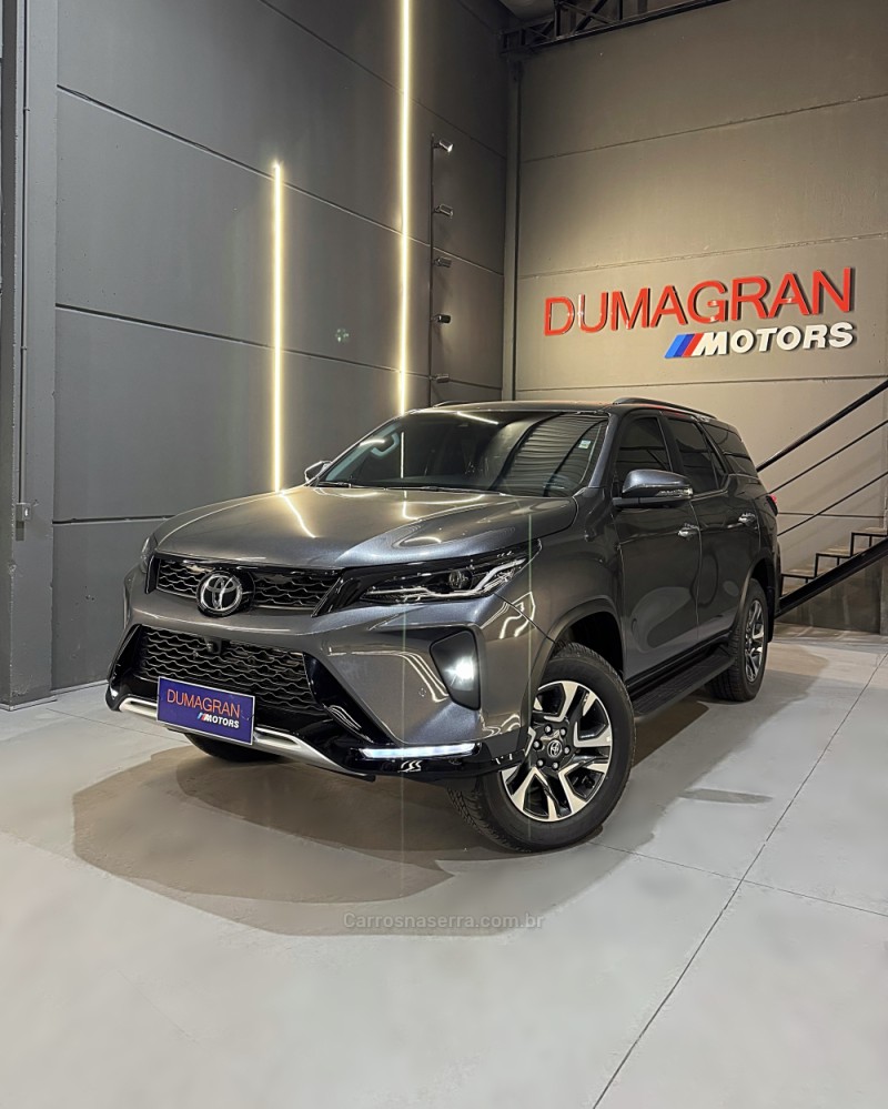 hilux sw4 2.8 4x4 srx platinum turbo 7 lugares diesel 4p automatico 2025 passo fundo