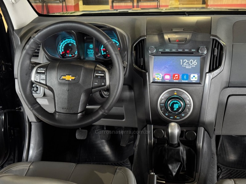S10 2.4 LTZ 4X2 CD 8V FLEX 4P MANUAL - 2013 - DOIS IRMãOS