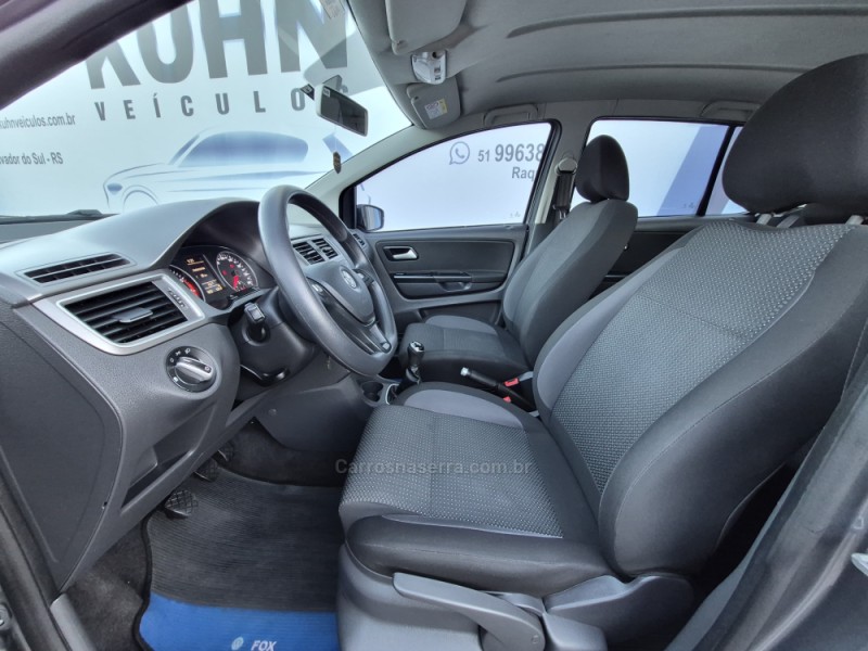 FOX 1.6 CONNECT 8V FLEX 4P MANUAL - 2022 - SALVADOR DO SUL