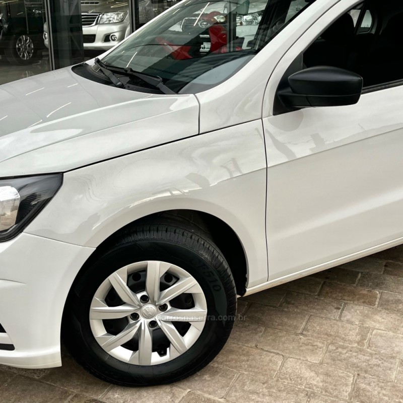 GOL 1.0 12V MPI TOTALFLEX 4P MANUAL - 2023 - VACARIA