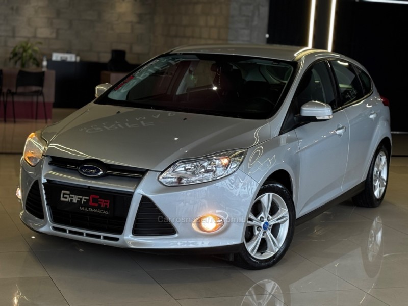 FOCUS 1.6 SE 16V FLEX 4P MANUAL - 2015 - DOIS IRMãOS