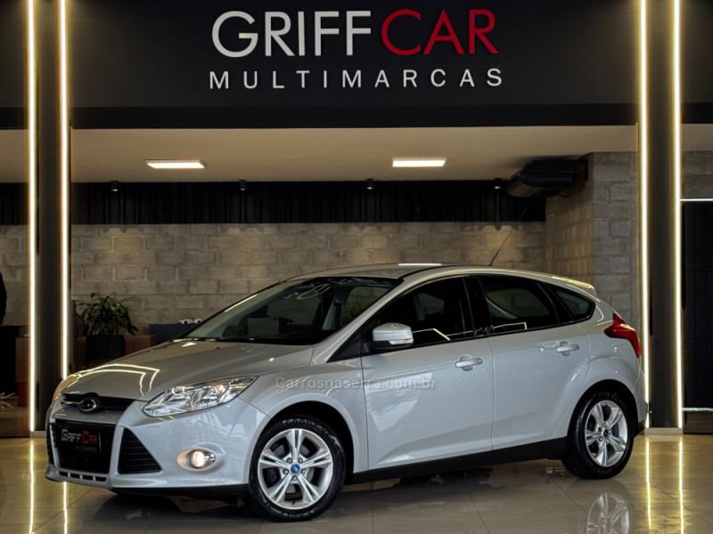 focus 1.6 se 16v flex 4p manual 2015 dois irmaos
