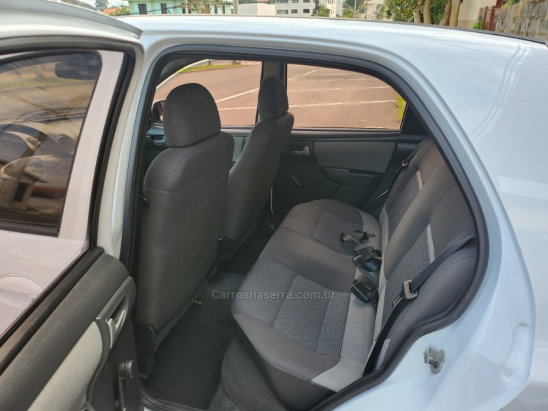 CELTA 1.0 MPFI LT 8V FLEX 4P MANUAL - 2013 - VERANóPOLIS
