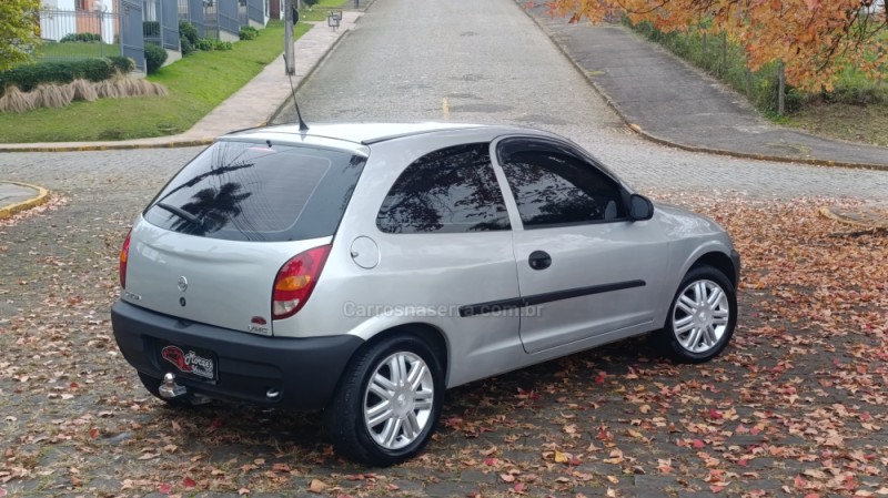 CELTA 1.0 MPFI 8V GASOLINA 2P MANUAL - 2001 - CAXIAS DO SUL