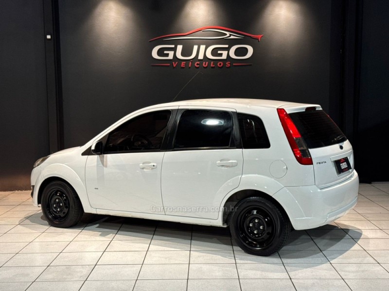 FIESTA 1.6 ROCAM SE 8V FLEX 4P MANUAL - 2014 - NOVO HAMBURGO