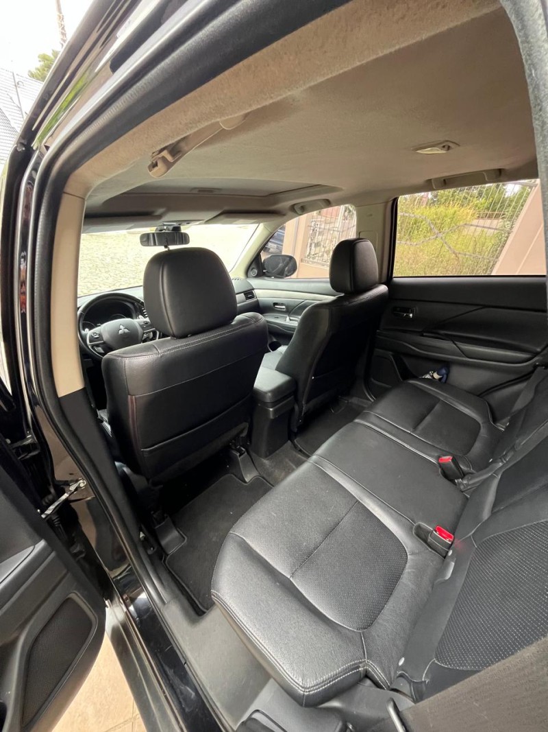 OUTLANDER 2.0 16V GASOLINA 4P AUTOMÁTICO - 2015 - NOVA PETRóPOLIS