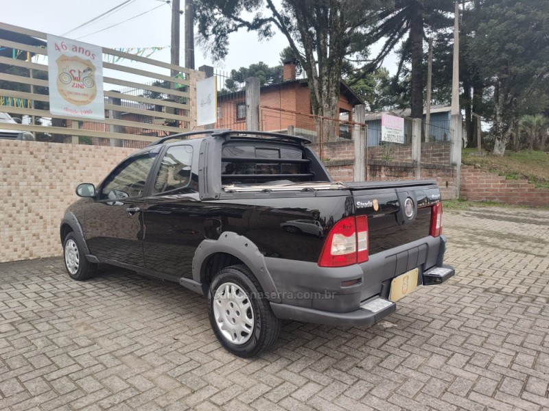 STRADA 1.4 MPI WORKING CD 8V FLEX 2P MANUAL - 2012 - CANELA