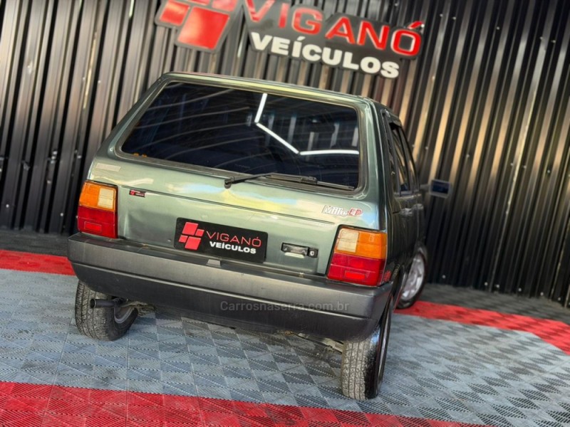 UNO 1.0 IE MILLE EP 8V GASOLINA 4P MANUAL - 1996 - CAXIAS DO SUL