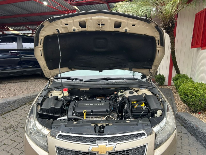 CRUZE 1.8 LT 16V FLEX 4P AUTOMÁTICO - 2012 - TRêS COROAS