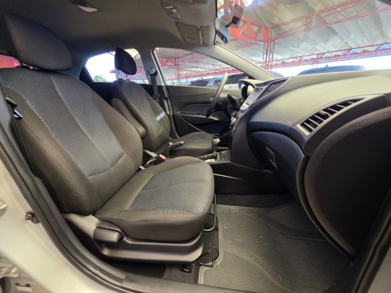 HB20 1.6 COMFORT STYLE 16V FLEX 4P AUTOMÁTICO - 2015 - SAPIRANGA
