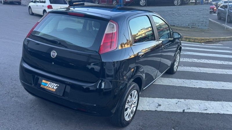 PUNTO 1.4 ATTRACTIVE 8V FLEX 4P MANUAL - 2011 - CAXIAS DO SUL