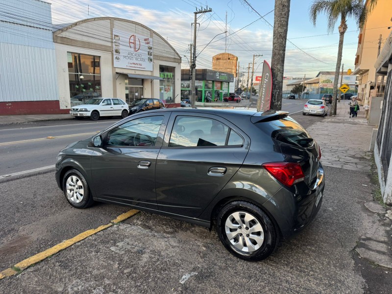 ONIX 1.0 LT 12V FLEX 4P MANUAL - 2019 - VACARIA