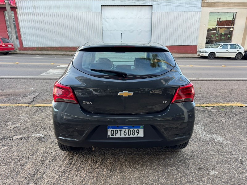 ONIX 1.0 LT 12V FLEX 4P MANUAL - 2019 - VACARIA