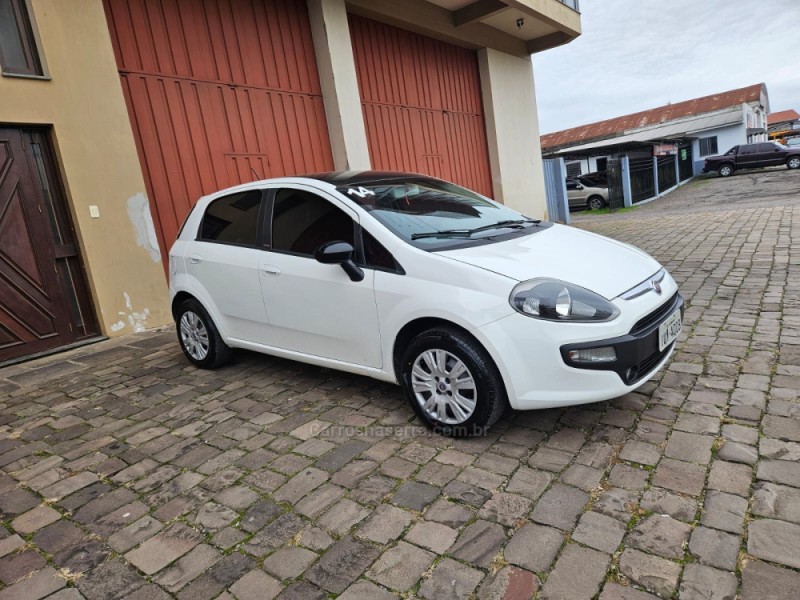 PUNTO 1.4 ATTRACTIVE 8V FLEX 4P MANUAL - 2014 - VERANóPOLIS