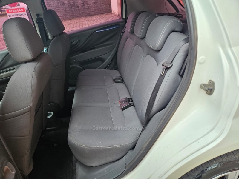 PUNTO 1.4 ATTRACTIVE 8V FLEX 4P MANUAL - 2014 - VERANóPOLIS