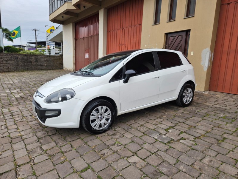 PUNTO 1.4 ATTRACTIVE 8V FLEX 4P MANUAL - 2014 - VERANóPOLIS