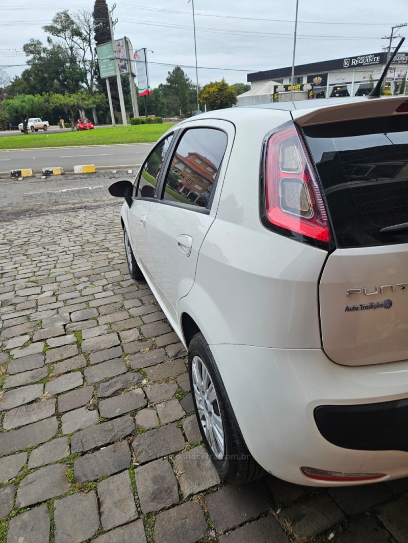 PUNTO 1.4 ATTRACTIVE 8V FLEX 4P MANUAL - 2014 - VERANóPOLIS