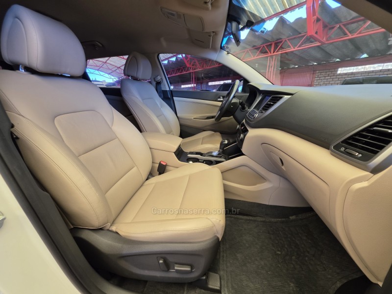 TUCSON 1.6 GL TURBO 16V 4P AUTOMÁTICA - 2018 - SAPIRANGA