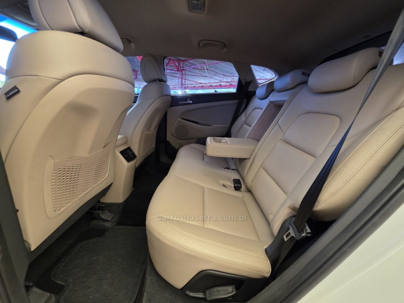 TUCSON 1.6 GL TURBO 16V 4P AUTOMÁTICA - 2018 - SAPIRANGA