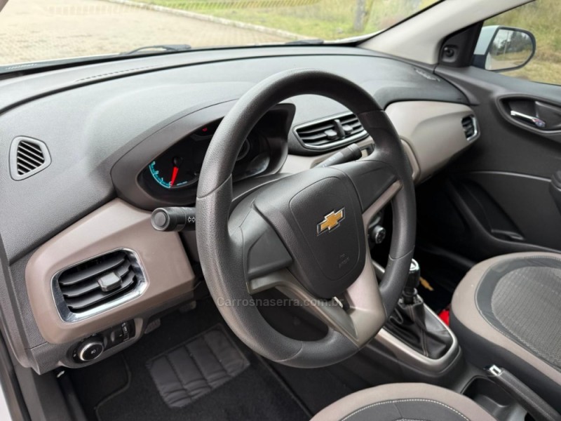 PRISMA 1.4 MPFI LT 8V FLEX 4P MANUAL - 2015 - IVOTI