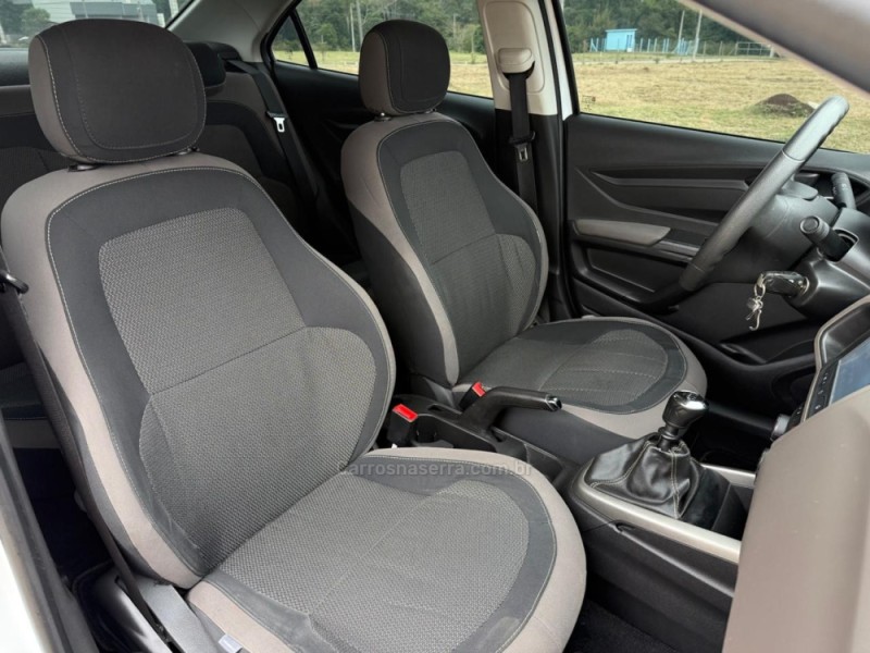 PRISMA 1.4 MPFI LT 8V FLEX 4P MANUAL - 2015 - IVOTI