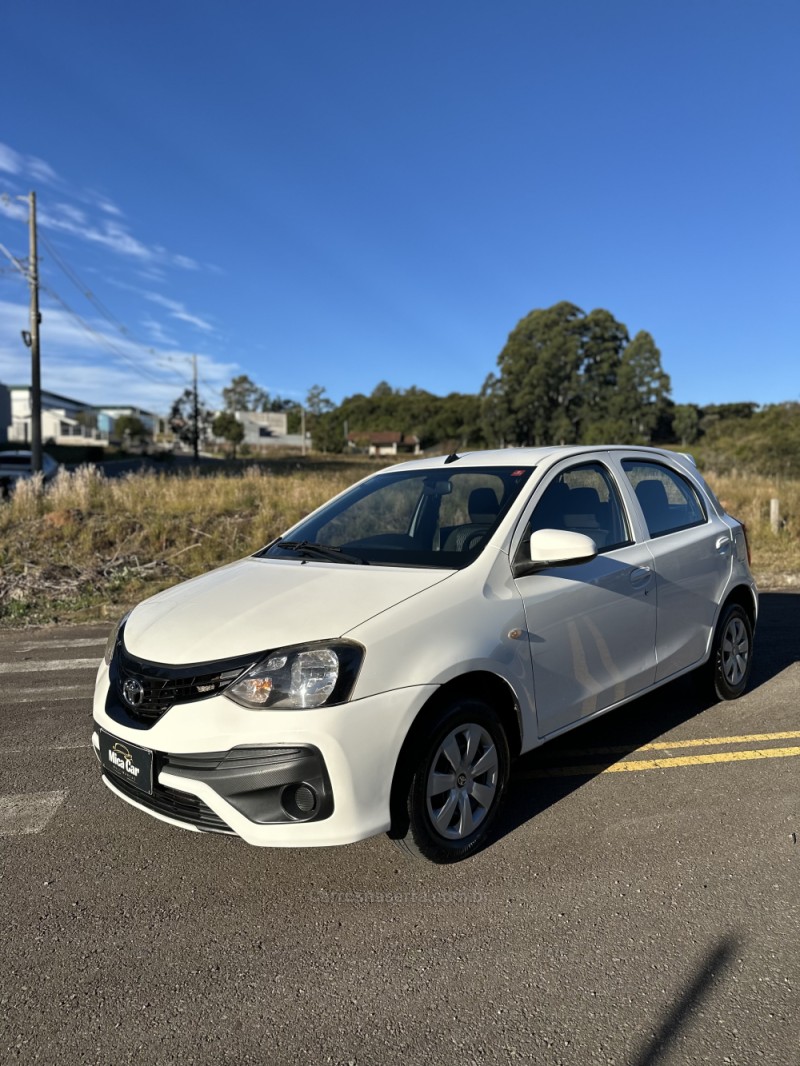 etios 1.3 x 16v flex 4p manual 2020 sao marcos