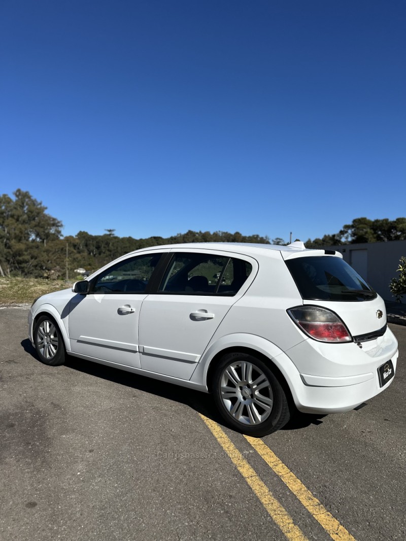 VECTRA 2.0 MPFI GT HATCH 8V FLEX 4P MANUAL - 2010 - SãO MARCOS