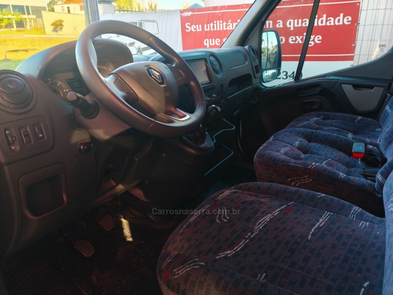 MASTER 2.3 DCI MINIBUS EXECUTIVE L3H2 16 LUGARES 16V DIESEL 4P MANUAL - 2023 - CAXIAS DO SUL
