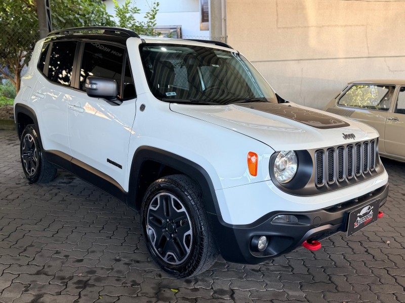 RENEGADE 2.0 16V TURBO DIESEL TRAILHAWK 4P 4X4 AUTOMÁTICO - 2018 - CAXIAS DO SUL